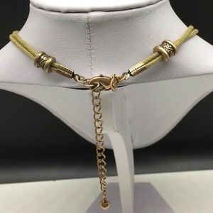 Premier Designs Jewelry - Premier Designs Gold Tone Pendant Necklace Premier Designs Jewelry - Premier Designs Gold Tone Pendant Necklace